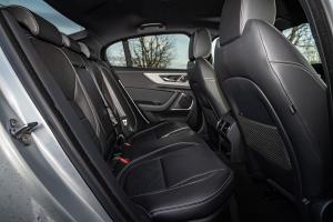 Jaguar XE P250 SE R-Dynamic 2019 года  (WW)